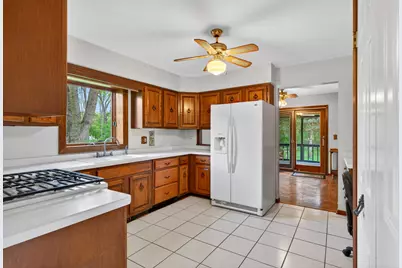 6503 Tustamena Trail, McHenry, IL 60050 - Photo 6