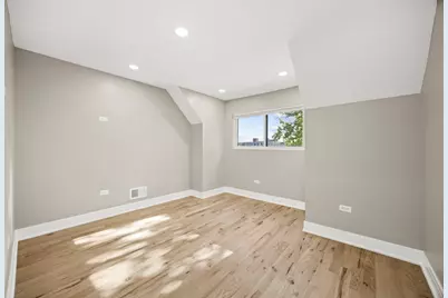 8645 S Bennett Avenue, Chicago, IL 60617 - Photo 28