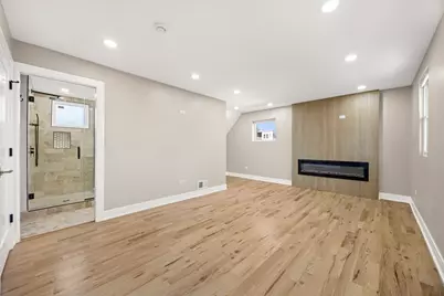8645 S Bennett Avenue, Chicago, IL 60617 - Photo 22