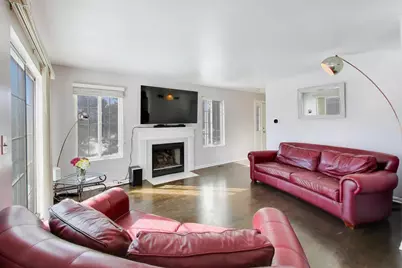 1207 Sandhurst Lane #C, South Elgin, IL 60177 - Photo 4