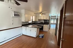 8652 S Leamington St, Burbank, IL 60459 - Photo 8