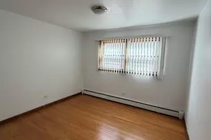 8652 S Leamington St, Burbank, IL 60459 - Photo 6