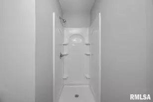 2519 29 1/2 St, Rock Island, IL 61201 - Photo 24