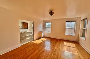 6735 S Oglesby Ave, Chicago, IL 60649 - Photo 16