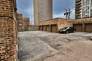 6735 S Oglesby Ave, Chicago, IL 60649 - Photo 22