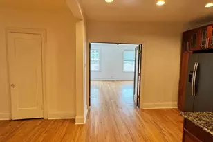6735 S Oglesby Ave, Chicago, IL 60649 - Photo 8