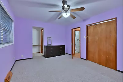 10N836 Maple Street, Elgin, IL 60123 - Photo 16