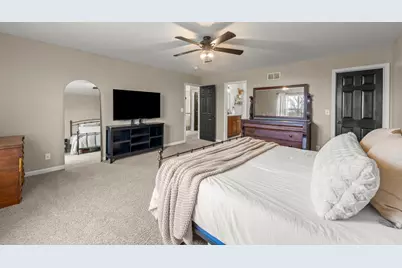 2450 Rockport Road, Hampshire, IL 60140 - Photo 14