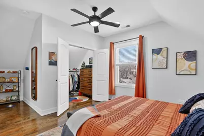 2817 N Sacramento Avenue, Chicago, IL 60618 - Photo 16