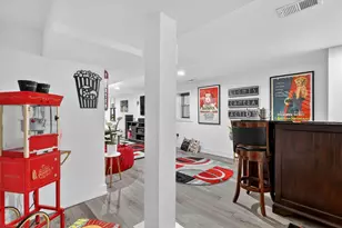 2817 N Sacramento Ave, Chicago, IL 60618 - Photo 24