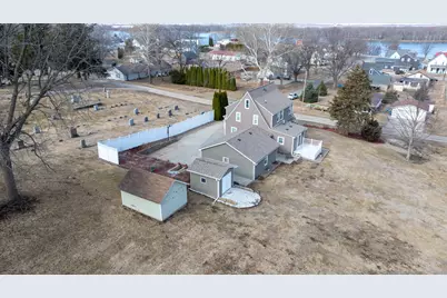 105 S Bluff Street, Albany, IL 61230 - Photo 32