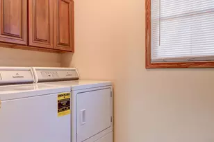 105 S Bluff St, Albany, IL 61230 - Photo 8