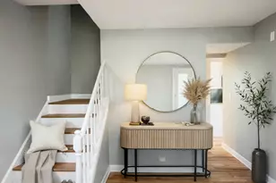 2892 Parkside Dr, Highland Park, IL 60035 - Photo 2