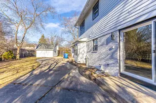 2892 Parkside Dr, Highland Park, IL 60035 - Photo 26