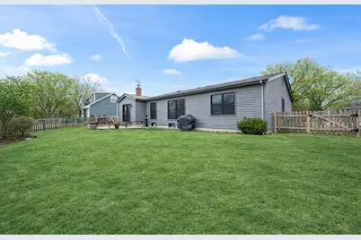 1034 Tamarack Lane, Libertyville, IL 60048 - Photo 16