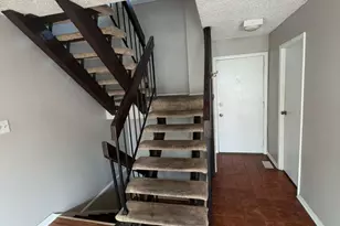 1321 Ct O Ct, Hanover Park, IL 60133 - Photo 8