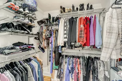 4104 N Central Park Avenue, Chicago, IL 60618 - Photo 18