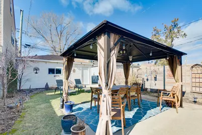 4104 N Central Park Avenue, Chicago, IL 60618 - Photo 24