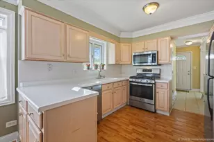 5004 Harnew Rd S, Oak Lawn, IL 60453 - Photo 8