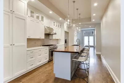 2154 W Erie Street, Chicago, IL 60612 - Photo 8