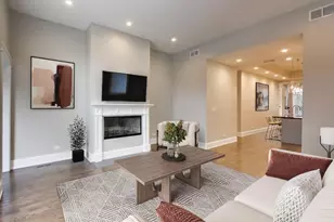 2154 W Erie St, Chicago, IL 60612 - Photo 4