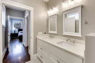 2154 W Erie St, Chicago, IL 60612 - Photo 14