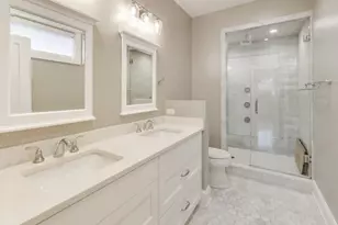 2154 W Erie St, Chicago, IL 60612 - Photo 16