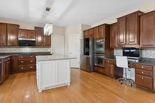 2667 Charter Oak Dr, Aurora, IL 60502 - Photo 12