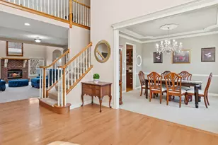 2667 Charter Oak Dr, Aurora, IL 60502 - Photo 4