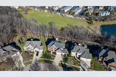 2667 Charter Oak Drive, Aurora, IL 60502 - Photo 36