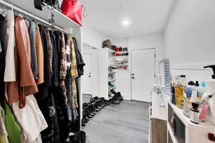 126 Clyde Ave, Evanston, IL 60202 - Photo 14