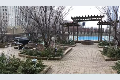 400 N La Salle Street #4009, Chicago, IL 60654 - Photo 20