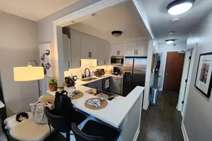 400 N La Salle St, Chicago, IL 60654 - Photo 4