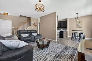 15238 Kenmare Cir, Manhattan, IL 60442 - Photo 12