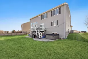 1059 Waterfront Ln, Pingree Grove, IL 60140 - Photo 26