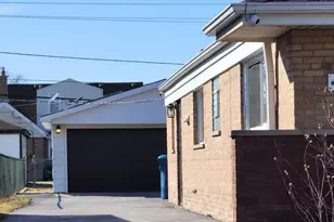 11550 Kolin Ave, Alsip, IL 60803 - Photo 2