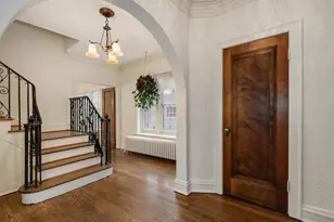 10337 S Hamilton Ave, Chicago, IL 60643 - Photo 2