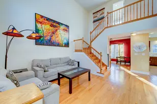 72 N Southport Dr, Mundelein, IL 60060 - Photo 2