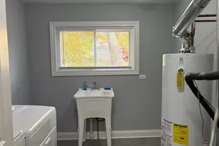 5517 Essex Rd, Lisle, IL 60532 - Photo 16