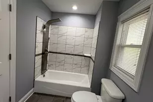 5517 Essex Rd, Lisle, IL 60532 - Photo 12