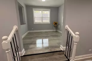 5517 Essex Rd, Lisle, IL 60532 - Photo 10