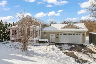 800 Ingalton Ave, West Chicago, IL 60185 - Photo 2