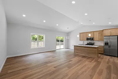 403 E Larmon Street, Tolono, IL 61880 - Photo 12