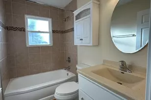 378 Council Trail, Lake in the Hills, IL 60156 - Photo 8