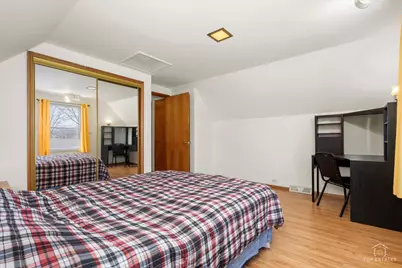 128 S Michigan Avenue, Addison, IL 60101 - Photo 14