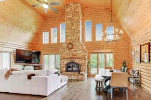 20473 N Plum Grove Rd, Palatine, IL 60074 - Photo 4