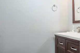 2053 Westview Ln, Round Lake Beach, IL 60073 - Photo 10