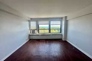 4180 N Marine Dr, Chicago, IL 60613 - Photo 2