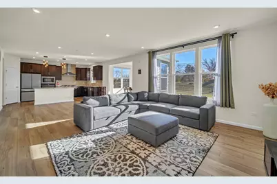 1007 Kessler Drive, Mundelein, IL 60060 - Photo 10