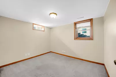 2713 Forest Glen Parkway, Woodridge, IL 60517 - Photo 22